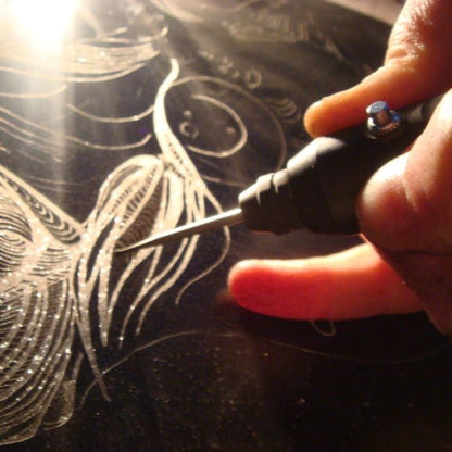 ArtScribe™ – Stylo graveur professionnel + 30 embouts GRATUITS !